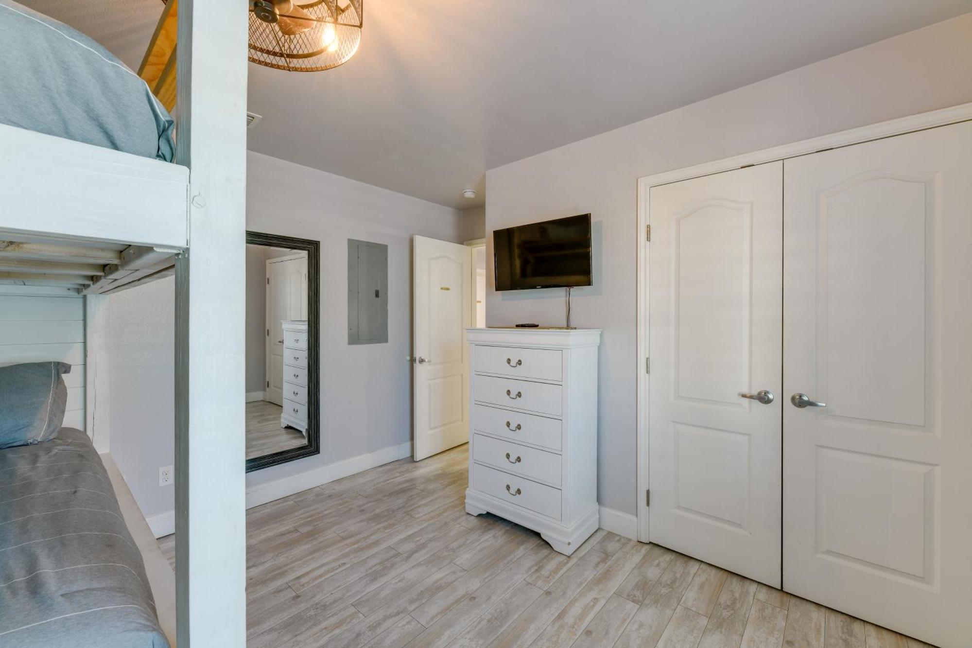 Trendy Port Aransas Home With Private Pool And Deck! エクステリア 写真