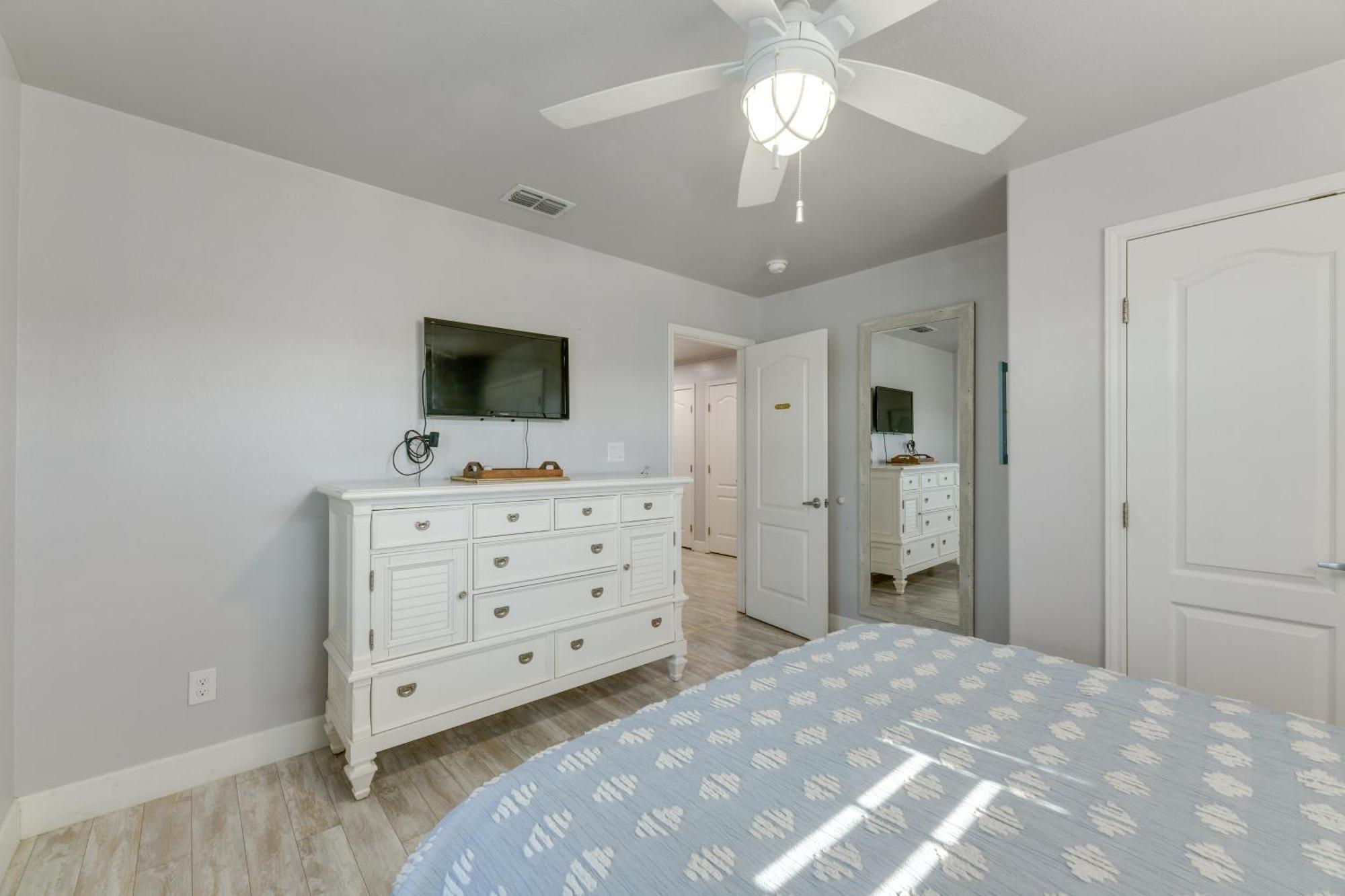 Trendy Port Aransas Home With Private Pool And Deck! エクステリア 写真