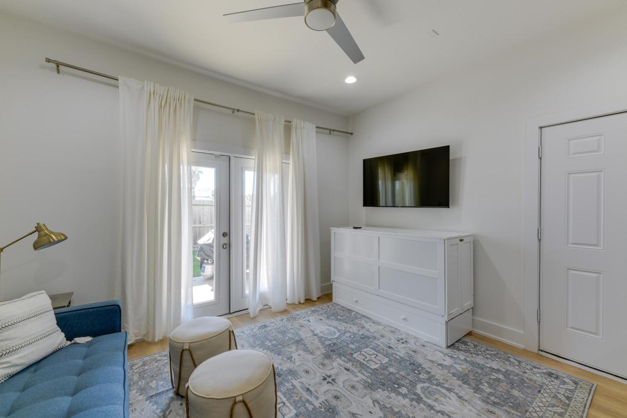 Trendy Port Aransas Home With Private Pool And Deck! エクステリア 写真