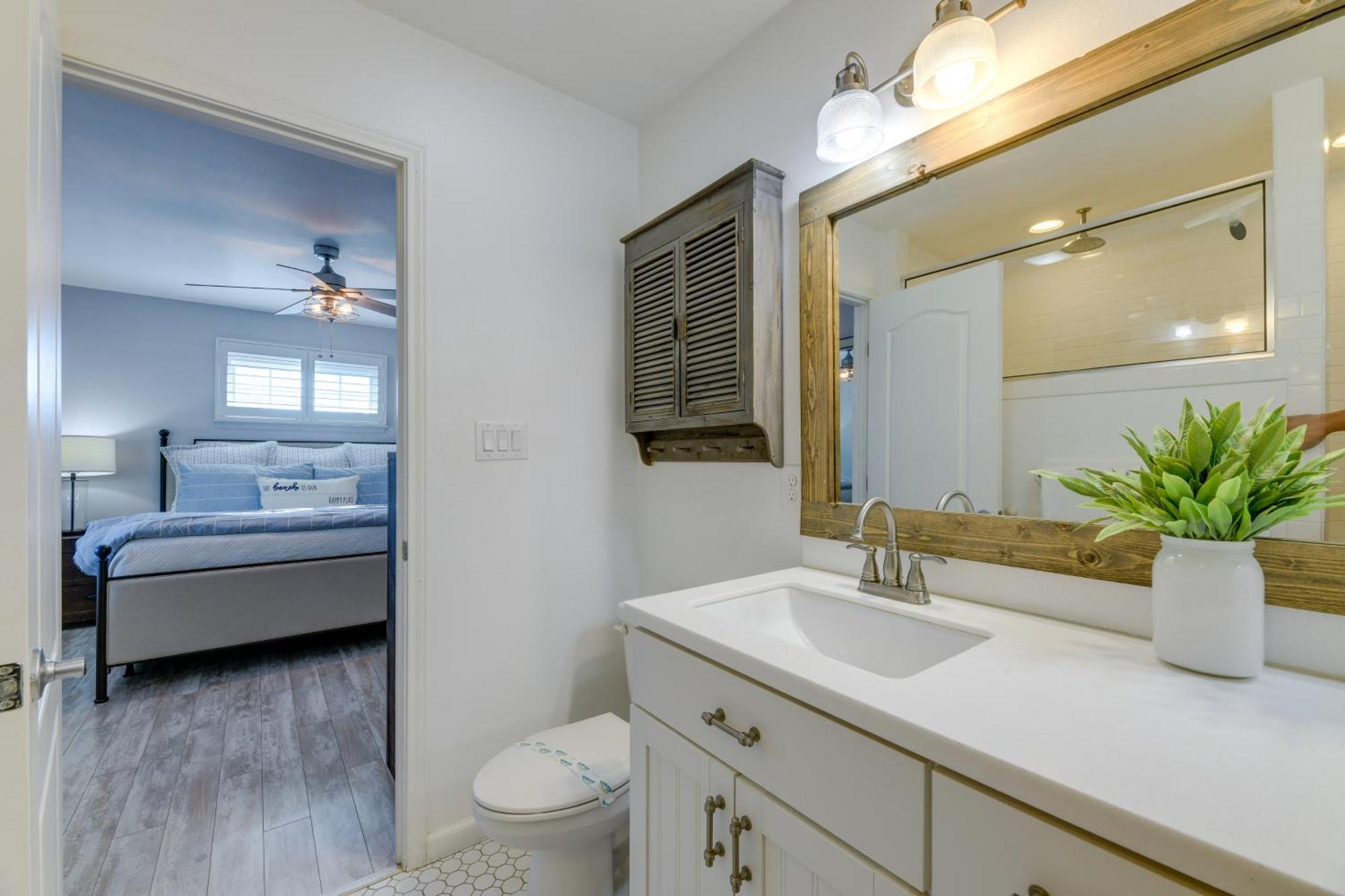 Trendy Port Aransas Home With Private Pool And Deck! エクステリア 写真