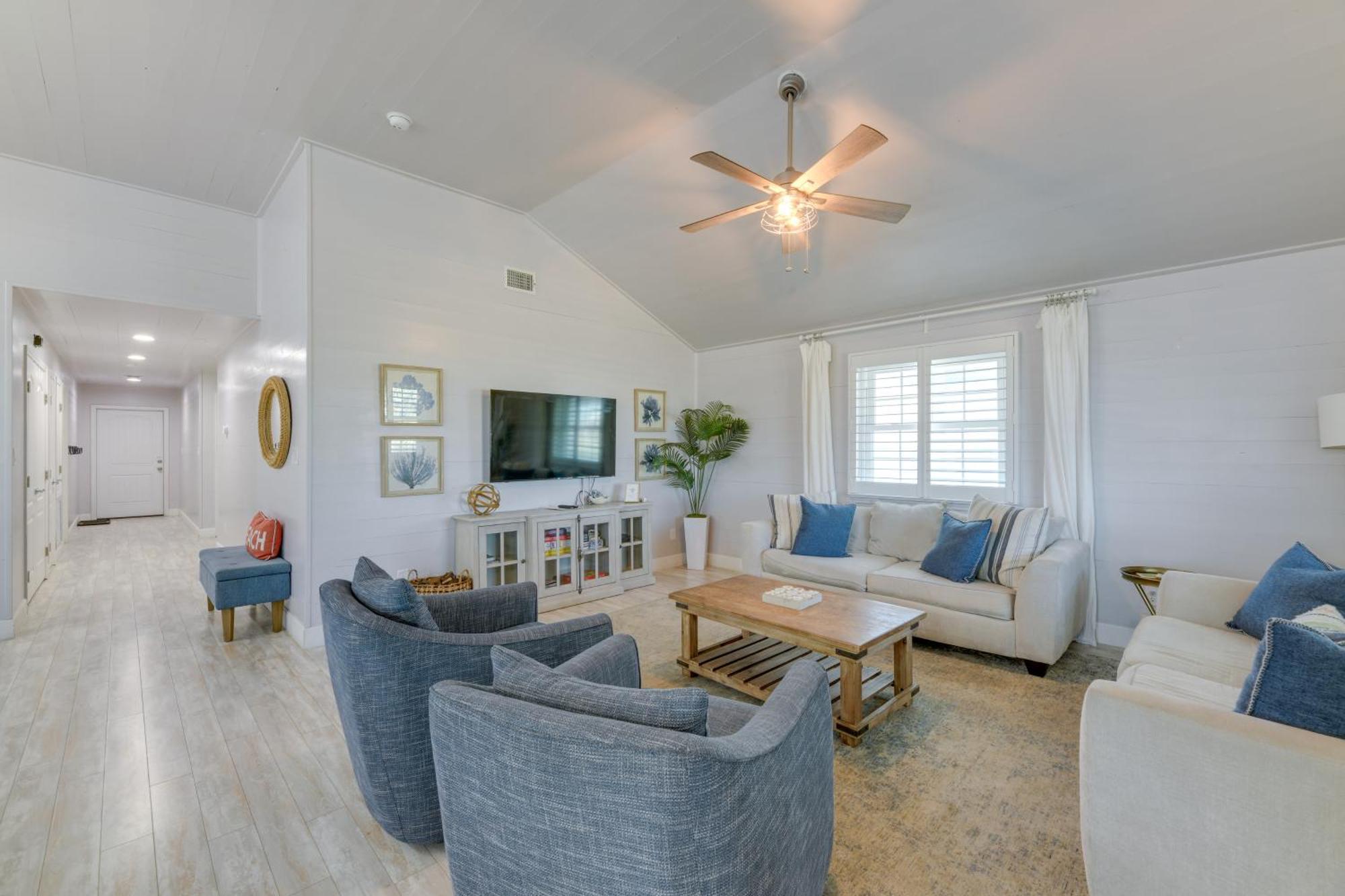 Trendy Port Aransas Home With Private Pool And Deck! エクステリア 写真